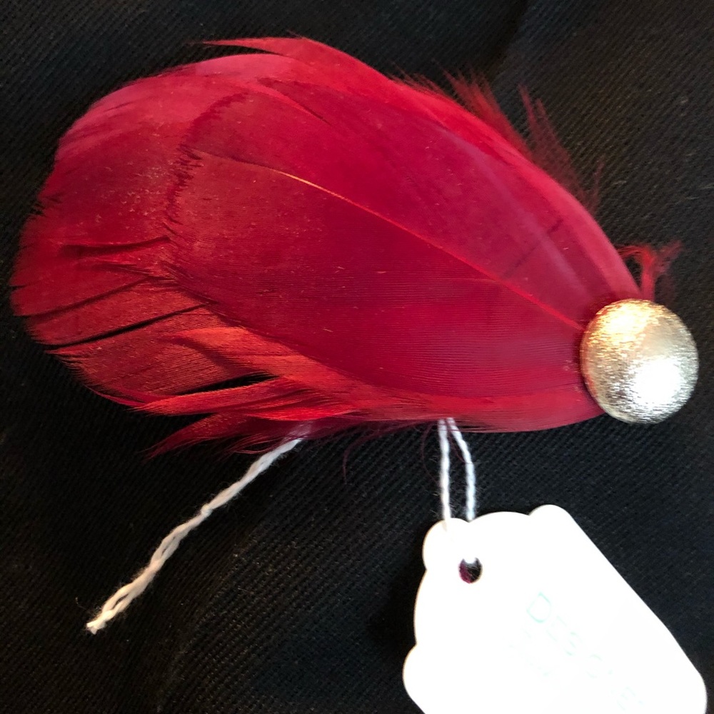 Red hair pin